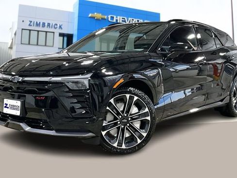 New 2026 Chevrolet Blazer EV SS w/ Performance Package AWD/4WD image 2
