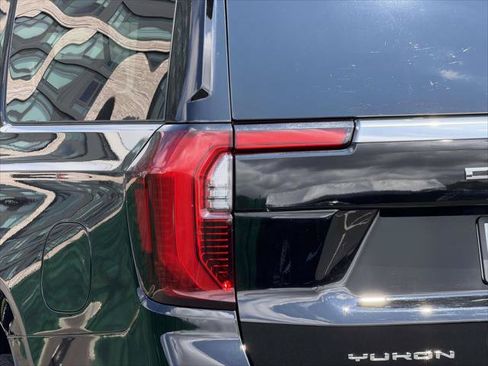 Used 2026 GMC Yukon XL Denali w/ Sun & Power Step Package AWD/4WD image 13