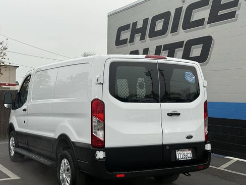 Used 2019 Ford Transit 250 250 3dr SWB Low Roof Cargo Van w/ Exterior Upgrade Package image 21