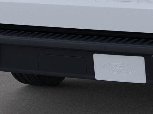 New 2025 Ford Maverick XL image 23