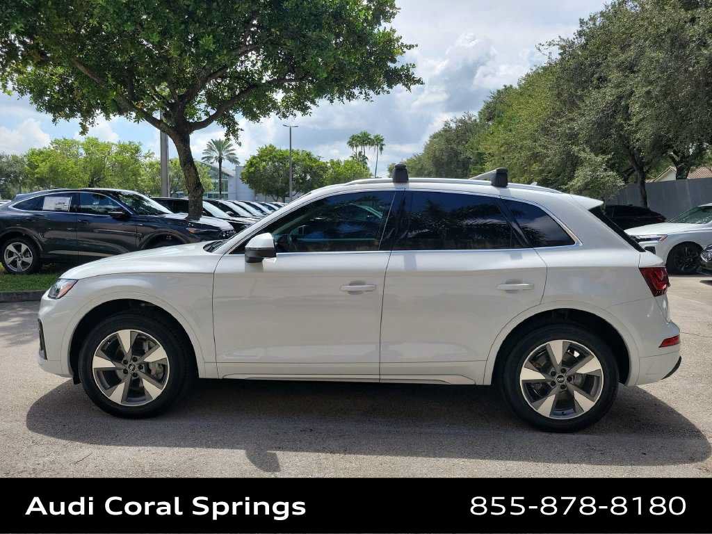 Certified 2023 Audi Q5 2.0T Premium w/ Convenience Package AWD/4WD image 11