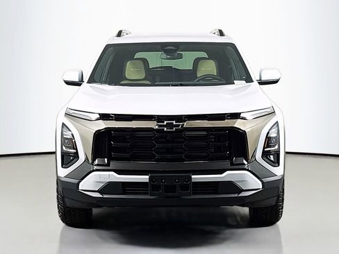 New 2026 Chevrolet Equinox ACTIV w/ Convenience Package III image 2