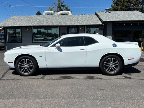 Used 2018 Dodge Challenger GT w/ Driver Convenience Group AWD/4WD image 8