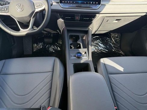 New 2026 Volkswagen Tiguan SE AWD/4WD image 5