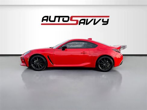 Used 2023 Toyota GR86 Premium w/ ALL Weather Mat Package (TMS) image 4