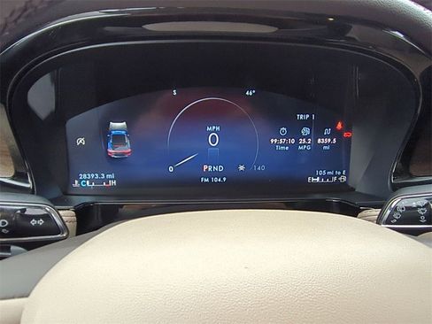 Certified 2023 Lincoln Corsair Reserve image 12