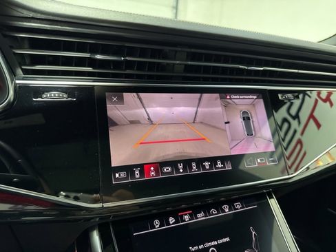 Used 2019 Audi Q8 Prestige w/ Adaptive Chassis Package image 32
