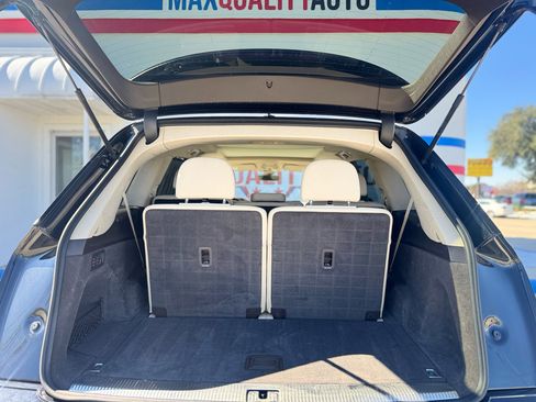 Used 2018 Audi Q7 3.0T Prestige w/ Prestige Package image 64
