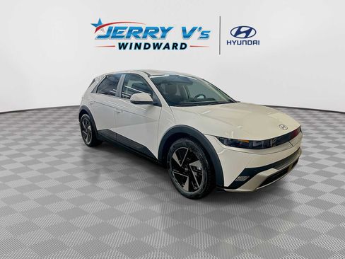 New 2026 Hyundai Ioniq 5 SE image 2