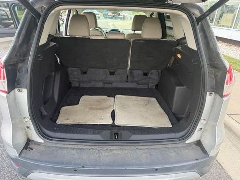 Used 2015 Ford Escape SE w/ Equipment Group 201A FWD image 12
