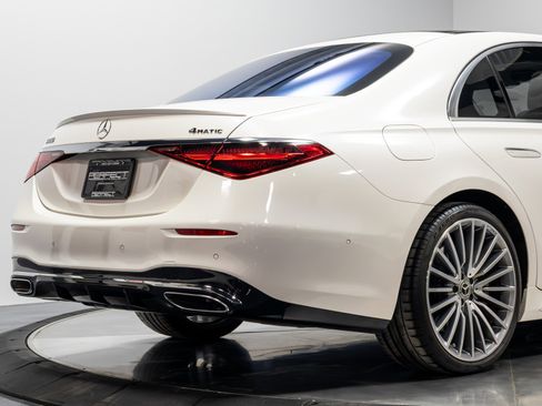 Used 2023 Mercedes-Benz S 580 4MATIC Sedan image 15