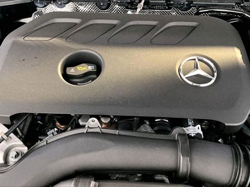 New 2026 Mercedes-Benz GLB 250 4MATIC image 15