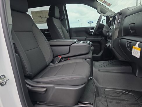 New 2026 Chevrolet Silverado 1500 Custom RWD image 15