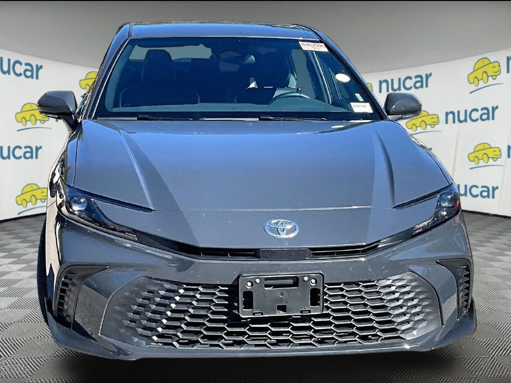 Used 2026 Toyota Camry SE FWD image 2
