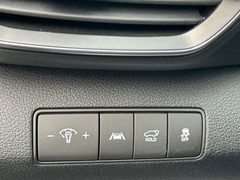 Used 2023 Hyundai Santa Fe SEL image 15