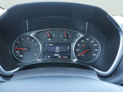 Used 2024 Chevrolet Equinox LT FWD image 11