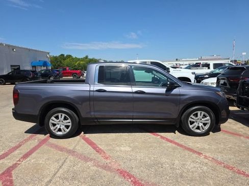 Used 2019 Honda Ridgeline RT image 6