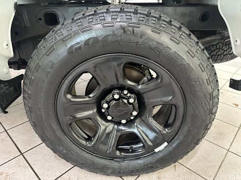 Certified 2024 Chevrolet Silverado 1500 W/T w/ Police Pursuit Package AWD/4WD image 19