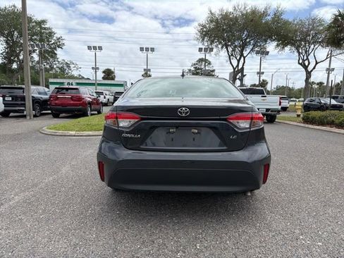 Used 2023 Toyota Corolla LE image 5