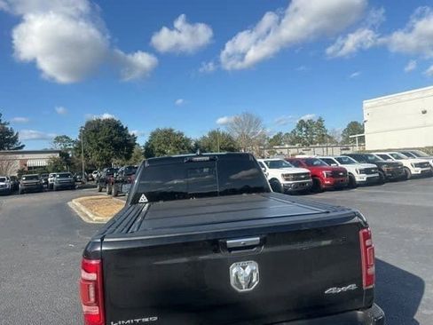 Used 2022 RAM 1500 Limited image 10