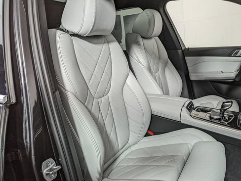 Certified 2023 BMW X5 xDrive40i w/ Premium Package image 28