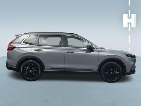 Used 2025 Honda CR-V Sport Touring image 3