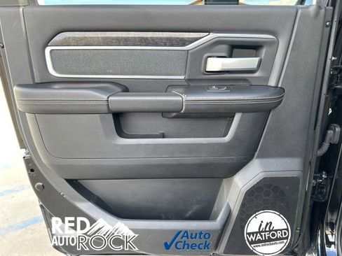 Used 2022 RAM 3500 Big Horn w/ Level C Equiment Group image 16