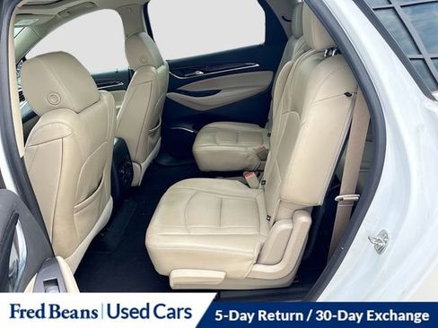 Used 2019 Buick Enclave Essence image 7