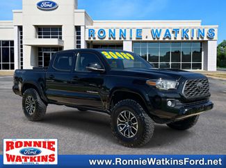 Used 2020 Toyota Tacoma TRD Sport w/ TRD Premium Sport Package AWD/4WD video 1