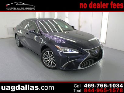 Used 2021 Lexus ES 300h w/ Premium Package