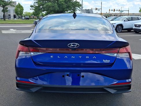 Certified 2023 Hyundai Elantra SEL FWD image 5
