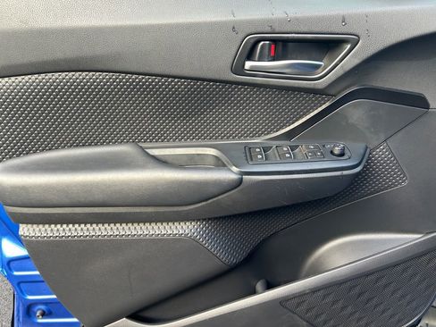 Used 2018 Toyota C-HR XLE image 22