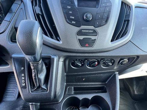 Used 2018 Ford Transit 150 130 Medium Roof image 12
