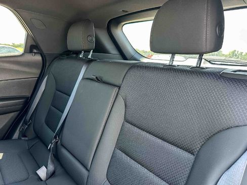 Used 2023 Chevrolet TrailBlazer RS w/ Convenience Package AWD/4WD image 18
