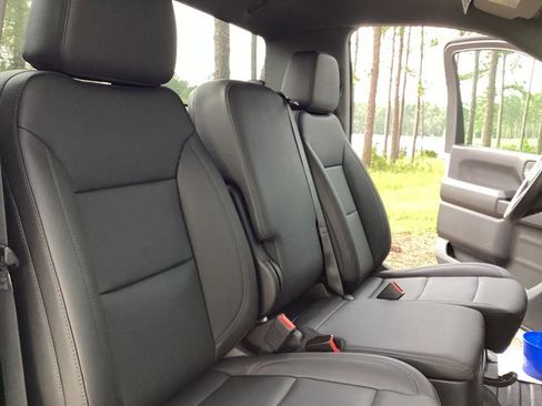 New 2025 GMC Sierra 2500 Pro w/ Convenience Package image 18