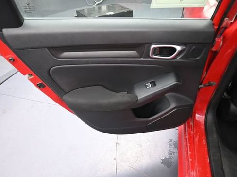 Used 2023 Honda Civic Sport image 25