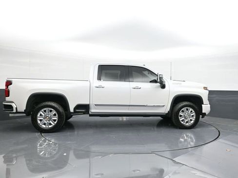 New 2025 Chevrolet Silverado 2500 High Country w/ High Country Premium Package AWD/4WD image 12
