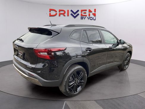 New 2026 Chevrolet Trax ACTIV w/ Driver Confidence Package image 5