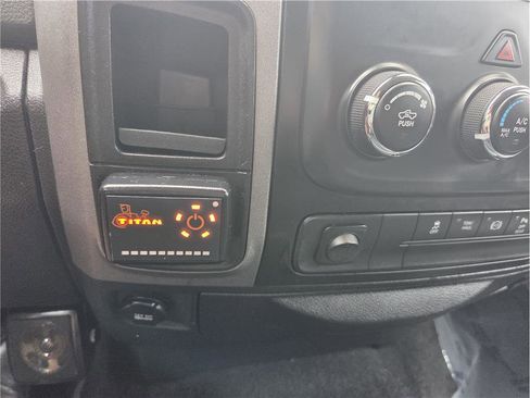 Used 2017 RAM 2500 Tradesman w/ Chrome Appearance Group RWD image 34