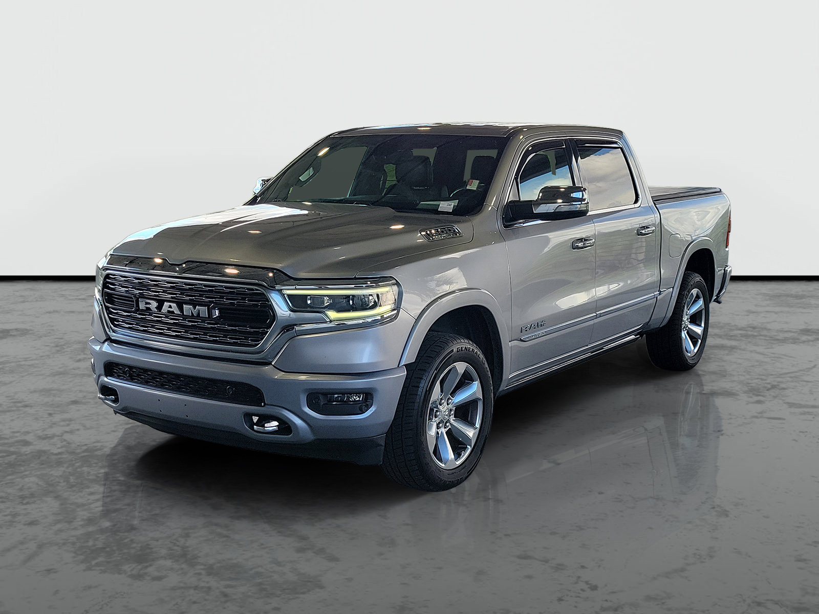Used 2020 RAM 1500 Limited w/ Bed Utility Group RWD image 4