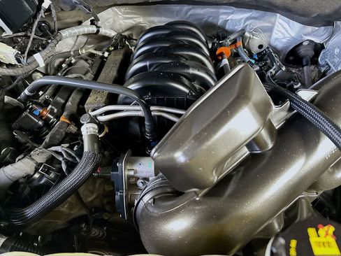 Used 2021 Ford F150 Platinum w/ Equipment Group 701A High AWD/4WD image 9