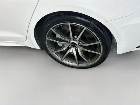 Used 2025 Genesis G70 2.5T AWD/4WD image 11