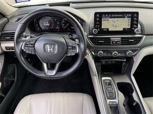 Certified 2022 Honda Accord Touring image 11