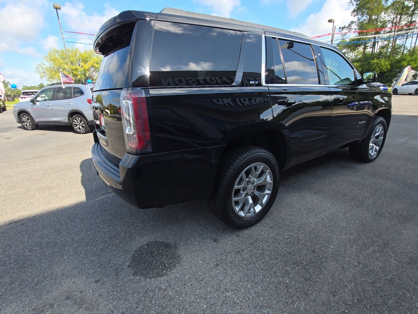 Used 2018 GMC Yukon SLT w/ HD Trailering Package AWD/4WD image 6
