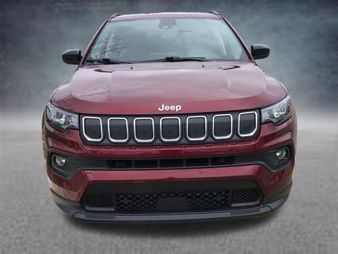 Certified 2022 Jeep Compass Latitude AWD/4WD image 13