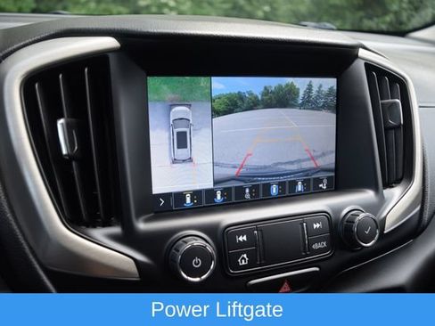 Used 2020 GMC Terrain Denali w/ Denali Premium Package AWD/4WD image 10