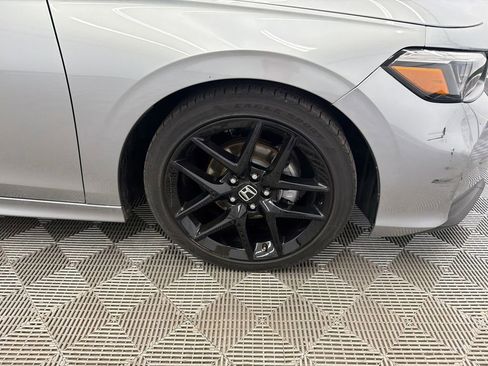 Used 2025 Honda Civic Sport image 12