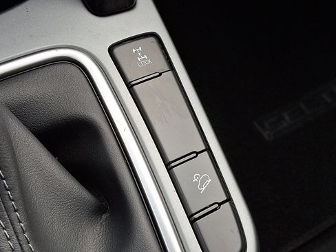 Used 2023 Kia Seltos LX image 25