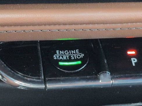 Certified 2021 Lincoln Nautilus Reserve AWD/4WD image 28