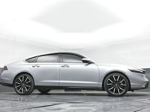 Used 2024 Honda Accord Touring image 49